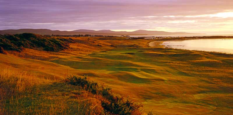 The eighth at Royal Dornoch as it sweeps downhill.