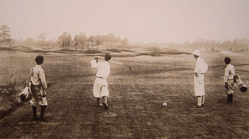 The second at Tokyos Asaka course. (Photo by Tokyo GC 1932)