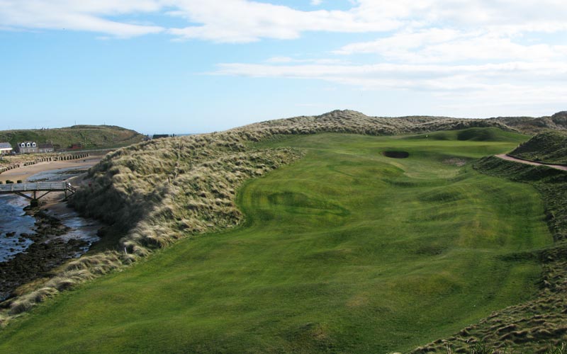 The brutish fourth at Cruden Bay, with the river left and the dunes right, only a well-struck shot is rewarded.