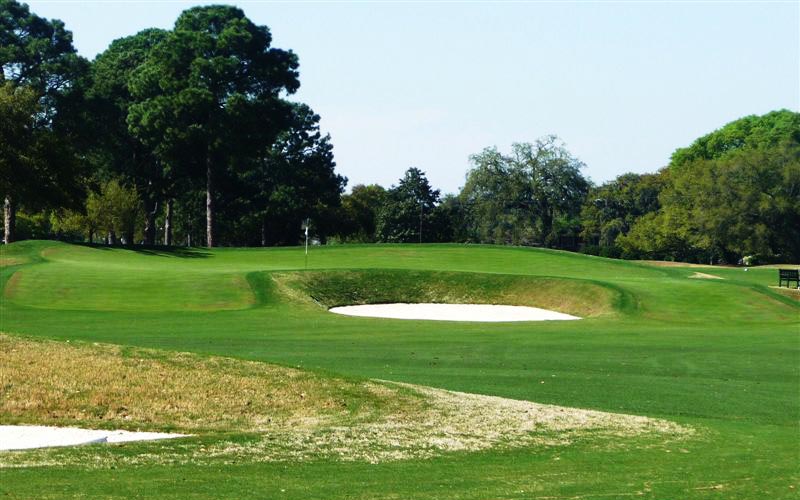 On flat property, the best way to give hole's character is by making interesting green complexes, which is exactly what Raynor did at Country Club of Charleston. Pictured above is the Lion's Mouth green complex at the sixteenth.