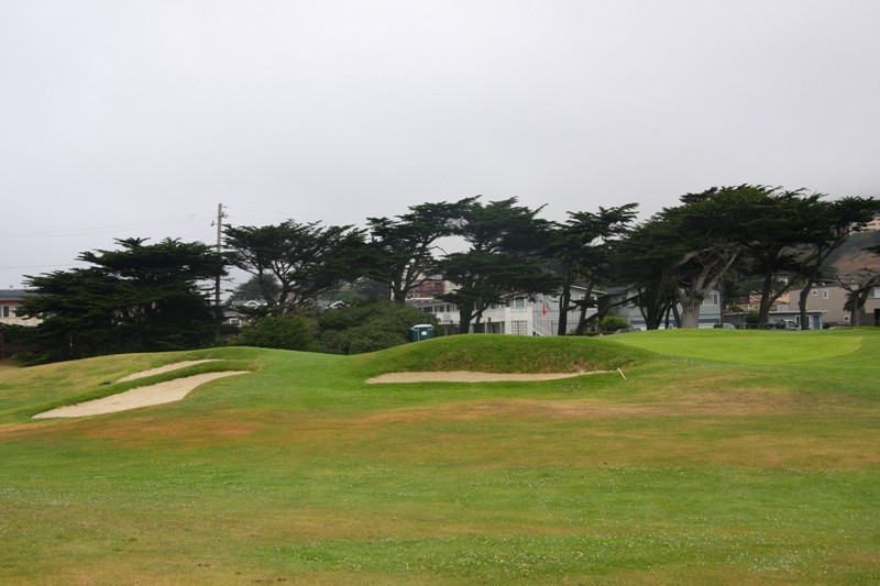 This hole was one of two that MacKenzie modeled after his famous â€œLido Holeâ€ â€“ the design entry he submitted in 1914 to Country Life magazine that launched his career.