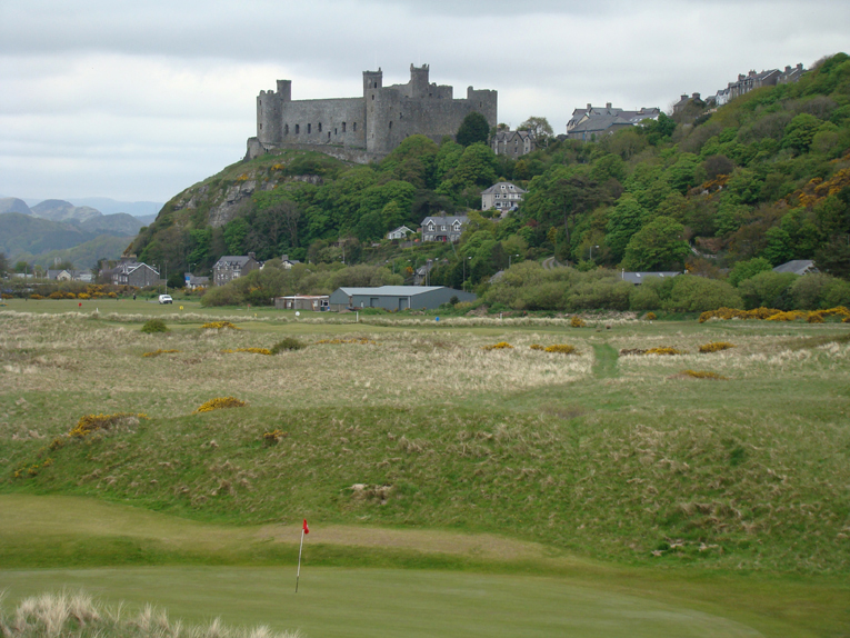 As seen from the course, the medieval fort’s presence is felt on the golf and reminds one of battles from centuries long past. 