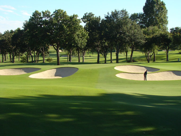 While still being unforced in appearance, the angled green has three distinct sections, all requiring a deft touch to find. A mere 22 yards deep, the green represents the most shallow target on the course.
