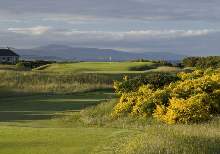 A summer at Royal Dornoch fostered Waters’ appreciation for golf on sandy terrain.