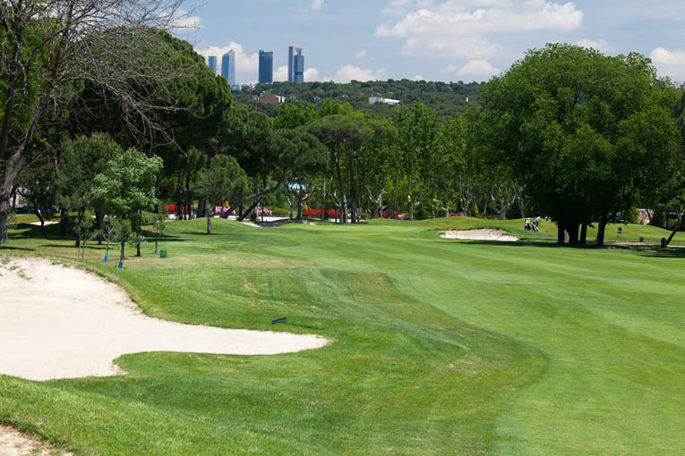 At Club de Campo's 13th, the left side of the fairway offers a direct entrance to the front to back sloping green.