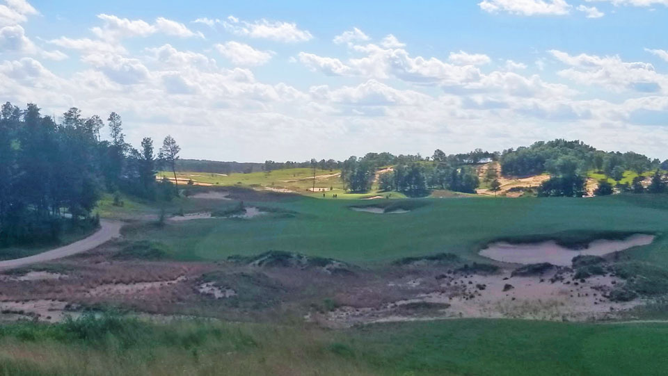 Sand Valley 10th green